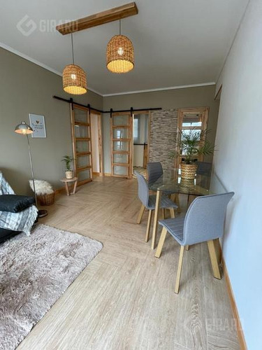 Venta Departamento 3 Ambientes, Reciclado. Zona Plaza Colon