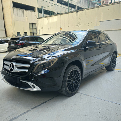Mercedes-Benz Classe GLA 1.6 Enduro Turbo Flex 5p