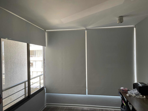 Imagen 3 de 5 de Cortinas Roller A Medidas Black Out Y Sunscreen