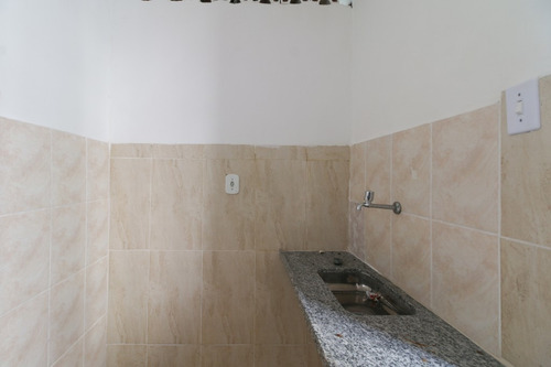Imagem 9 de 14 de Maravilhoso Quarto/sala Próximo Ao Metrô - Gloria - Pll 604