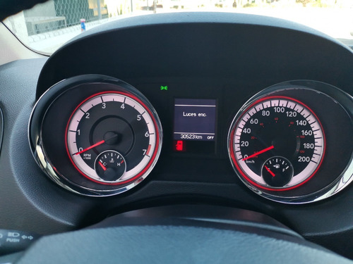 Imagen 7 de 14 de Dodge Caravan Stx Color Blanco 2017 At
