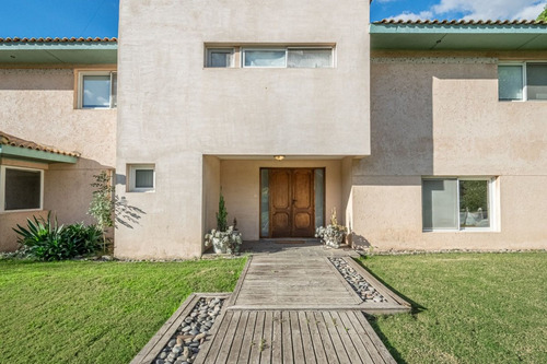 Casa 8 Amb En Venta Country Club San Diego Financ.