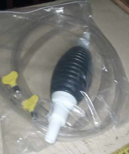 Imagen 4 de 8 de Bomba Manual Para Transegar Gasolina Y Líquidos.