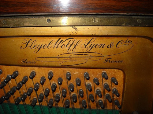 Antiguo Piano Vertical Pleyel Wolff Lyon Paris France (Usado)