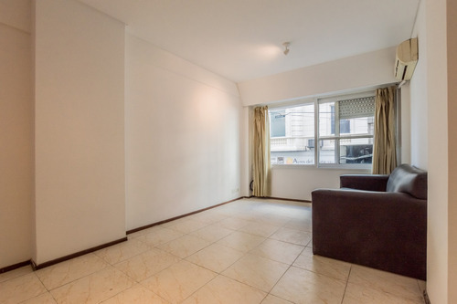 Monoambiente En Alquiler - Luminoso - Recoleta