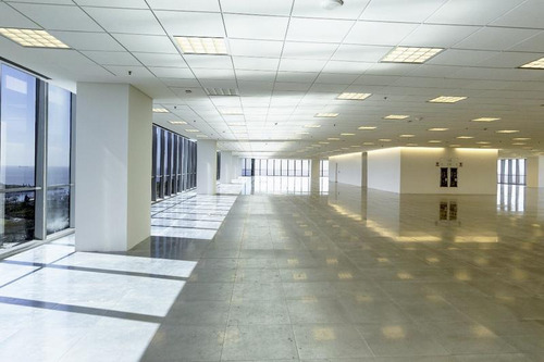 Imagen 8 de 24 de Centro Empresarial Libertador