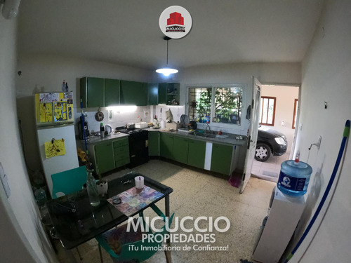 Casa En Venta, Las Casuarinas Esq. Sarmiento, Parque Belén, Belén De Escobar. Apta Credito