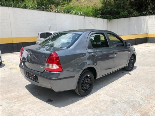 Toyota Etios 1.5 X Sedan 16v Flex 4p Manual