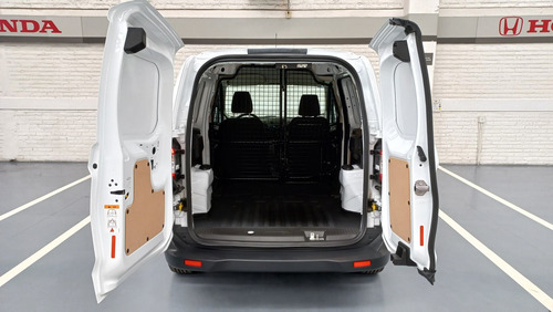 Imagen 10 de 15 de Ford Transit 2021 1.0 Courier Van Mt