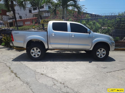 Imagen 7 de 14 de Toyota Hilux Kavak 4x4