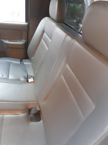 L200