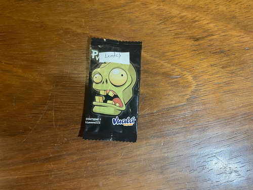 Colección Llaverozzz Plants Vs Zombies Vuala 2022 Llaveros (Usado)