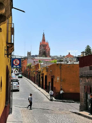 En Venta Casa Para Hotel, Restaurante, Oficinas En San Migue