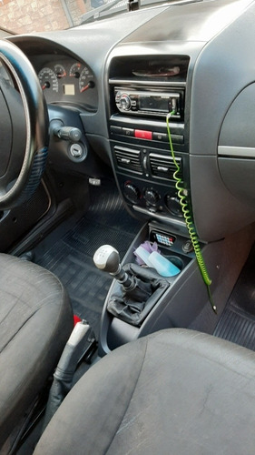 Fiat Siena 2006 1.0 Fire Flex 4p
