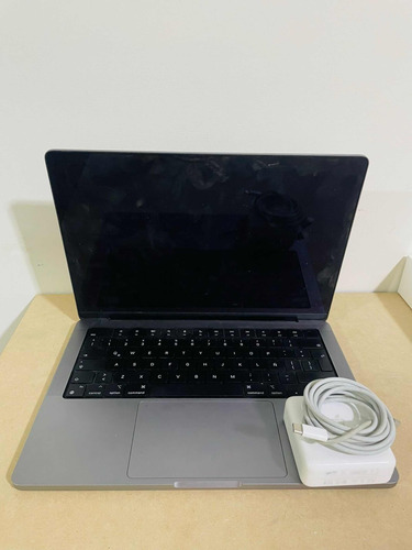 Macbook Pro 14