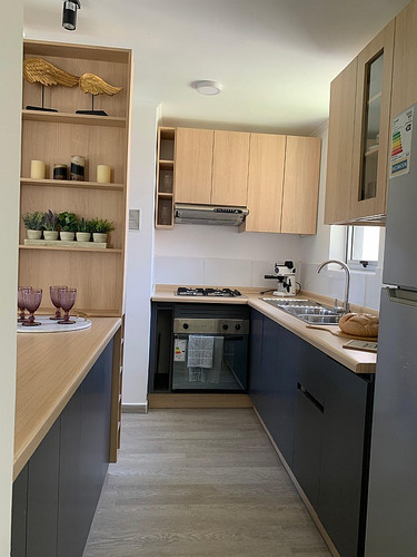 ¡vive En Quillota! Casa Amplia En Condominio Valle