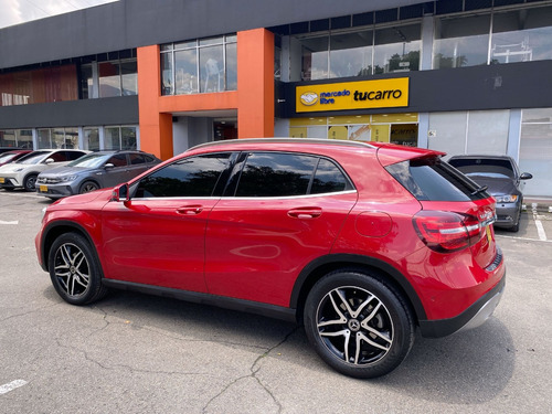 Mercedes-Benz Clase GLA 1.6 Turbo