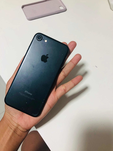 Imagem 4 de 5 de iPhone 7 32g Preto