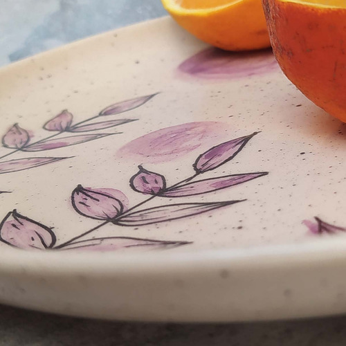 Plato De Cerámica Artesanal De Diseño Pintado A Mano