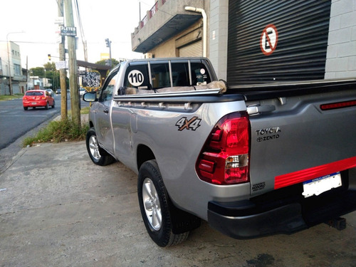 Toyota Hilux Cabina Simple Dx 4x4
