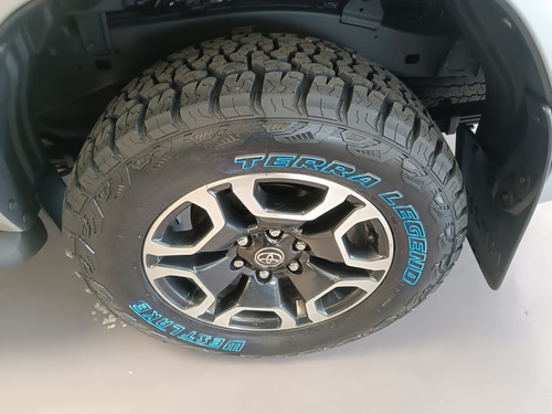 Toyota Hilux 2.8 D-4D TURBO DIESEL CD SRV 4X4 AUTOMÁTICO