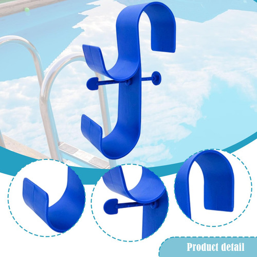 Colgilla De De La Piscina Junto A La Piscina De La Azul