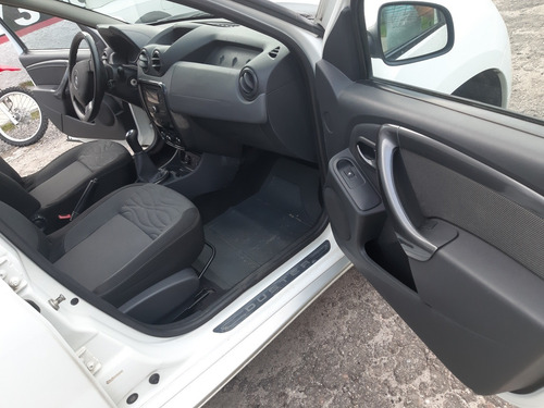 Renault Duster 1.6 16v Dynamique Hi-flex 5p 2014