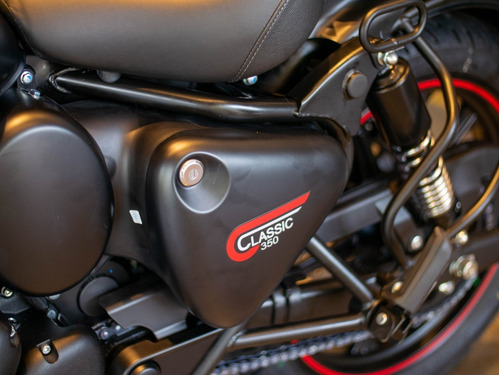 Imagen 23 de 25 de Royal Enfield Classic 350 Dark Stealth Black Disponible Ya