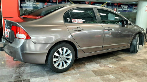 Imagen 8 de 12 de Honda Civic 2011 1.8 Lx 4p At