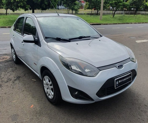 Fiesta Sedan 1.6 Mpi Sedan 8v Flex 4p Manual
