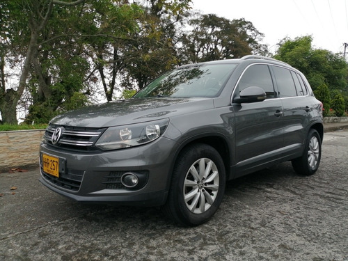 Volkswagen Tiguan Gasolina Full Techo