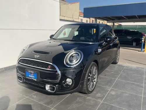 Mini Cooper S 2.0 Hot Chili 5 Puertas At