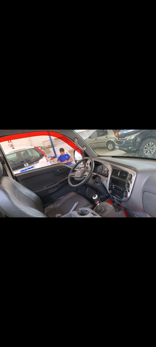 Kia Bongo 2.5 Std 4x2 Rs Turbo S/ Carroceria 2p