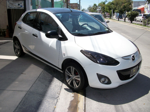 Imagen 3 de 15 de Mazda 2