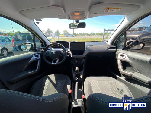 Peugeot 208 Allure