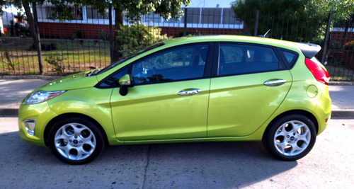 Ford Fiesta Kinetic 1.6 Titanium 120cv