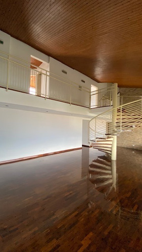 Imagen 5 de 20 de Vendo Ph 320m2 5h/4.2b/3p Colinas De Valle Arriba 6918
