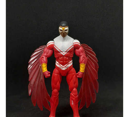 Falcon - Hasbro - Avengers Assemble - Los Germanes