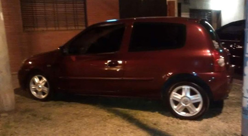 Imagen 5 de 8 de Renault Clio 1.6 Dynamique 2006