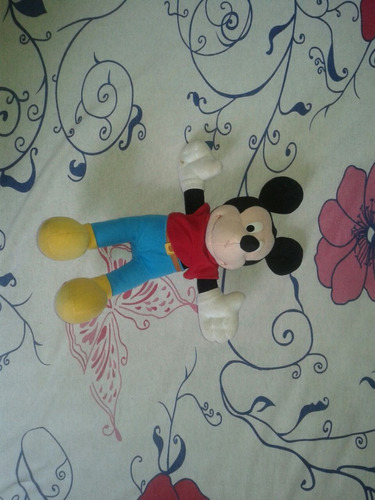 Mickey De Pelucia