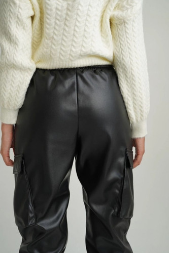 Pantalon Babucha Engomado Negro