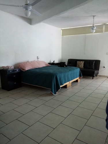Imagen 13 de 14 de Espaciosa Casa C/alberca Zona Dora 7 Recamaras Doble Segurid