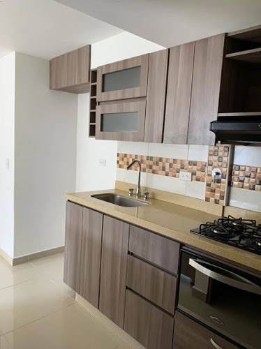 Imagen 5 de 12 de Apartamento En Venta Maria Auxiliadora 1092-702