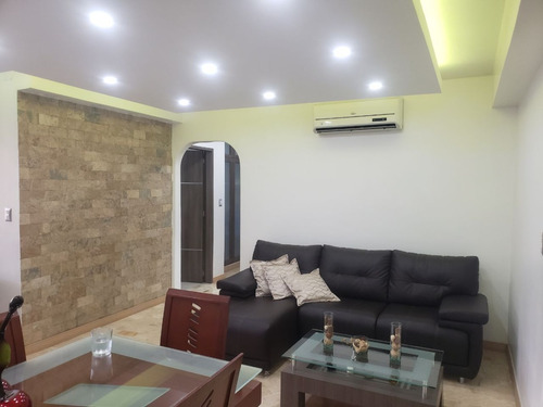 Imagen 6 de 24 de Apartamento En La Urbina Remodelado #24-5766