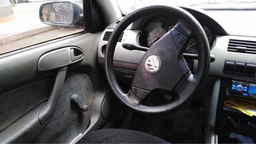 Volkswagen Gol Gol 1.6 L 2001 5 Pts