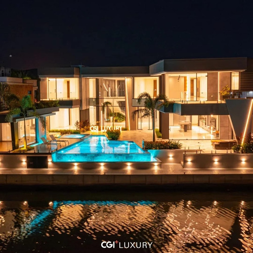 Cgi+ Luxury Lecheria Vende Espectacular Casa En La Urb. Las Villas