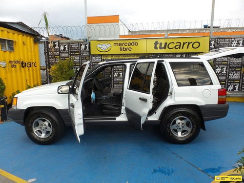 Imagen 11 de 25 de Jeep Grand Cherokee