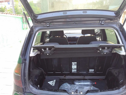 Imagem 11 de 13 de Volkswagen Fox 2005 1.0 City Total Flex 5p