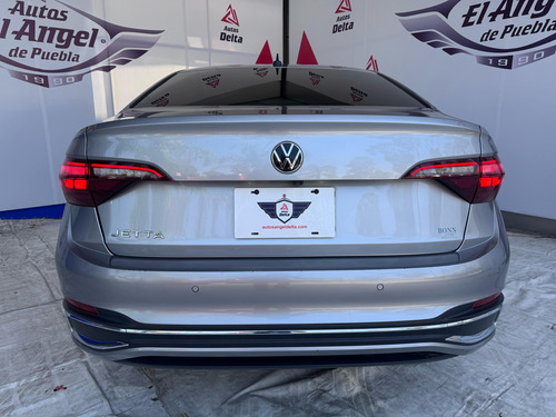 Volkswagen Jetta 2.5 Sportline Tiptronic At