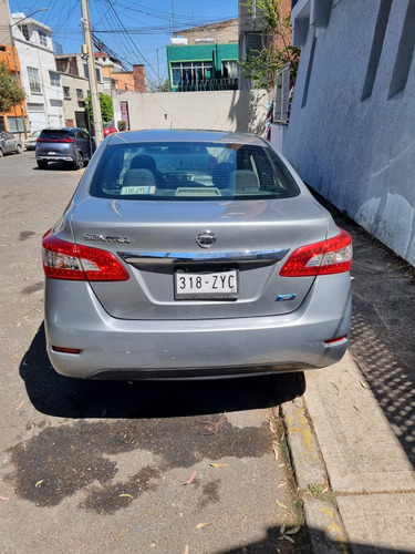 Nissan Sentra 1.8 Advance Mt